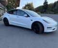Белый Тесла Модель 3, объемом двигателя 0 л и пробегом 62 тыс. км за 18207 $, фото 1 на Automoto.ua