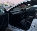 Белый Тесла Модель 3, объемом двигателя 0 л и пробегом 107 тыс. км за 17350 $, фото 37 на Automoto.ua