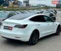 Білий Тесла Модель 3, об'ємом двигуна 0 л та пробігом 102 тис. км за 18990 $, фото 9 на Automoto.ua