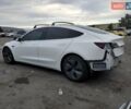 Білий Тесла Модель 3, об'ємом двигуна 0 л та пробігом 107 тис. км за 3000 $, фото 1 на Automoto.ua