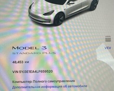 Білий Тесла Модель 3, об'ємом двигуна 0 л та пробігом 43 тис. км за 18000 $, фото 3 на Automoto.ua