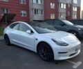 Белый Тесла Модель 3, объемом двигателя 0 л и пробегом 107 тыс. км за 17350 $, фото 13 на Automoto.ua