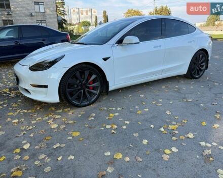 Белый Тесла Модель 3, объемом двигателя 0 л и пробегом 146 тыс. км за 18700 $, фото 12 на Automoto.ua