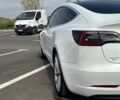 Белый Тесла Модель 3, объемом двигателя 0 л и пробегом 90 тыс. км за 15400 $, фото 5 на Automoto.ua