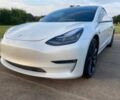 Тесла Модель 3 2020 в Киеве на Automoto.ua Белый Тесла Модель 3, объемом двигателя 0 л и пробегом 35 тыс. км за 9900 $, фото 1 на Automoto.ua