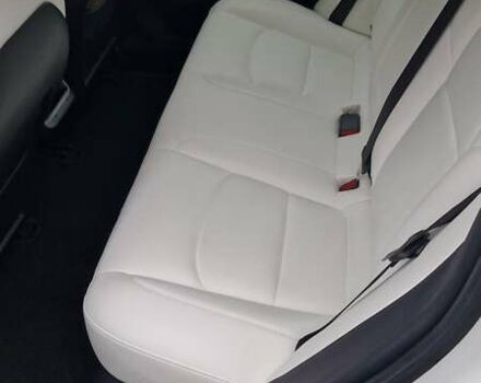 Белый Тесла Модель 3, объемом двигателя 0 л и пробегом 93 тыс. км за 16800 $, фото 14 на Automoto.ua