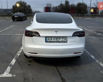 Білий Тесла Модель 3, об'ємом двигуна 0 л та пробігом 160 тис. км за 16000 $, фото 19 на Automoto.ua