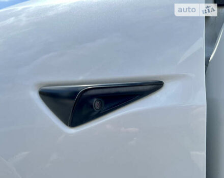 Білий Тесла Модель 3, об'ємом двигуна 0 л та пробігом 68 тис. км за 40000 $, фото 27 на Automoto.ua