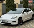 Білий Тесла Модель 3, об'ємом двигуна 0 л та пробігом 60 тис. км за 18500 $, фото 10 на Automoto.ua