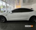 Білий Тесла Модель 3, об'ємом двигуна 80 л та пробігом 110 тис. км за 25500 $, фото 3 на Automoto.ua