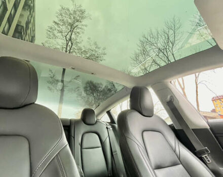 Білий Тесла Модель 3, об'ємом двигуна 0 л та пробігом 87 тис. км за 16999 $, фото 23 на Automoto.ua