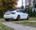 Білий Тесла Модель 3, об'ємом двигуна 0 л та пробігом 55 тис. км за 21800 $, фото 3 на Automoto.ua