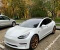 Білий Тесла Модель 3, об'ємом двигуна 0 л та пробігом 58 тис. км за 18800 $, фото 1 на Automoto.ua