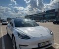 Белый Тесла Модель 3, объемом двигателя 0 л и пробегом 62 тыс. км за 13000 $, фото 1 на Automoto.ua