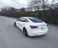 Белый Тесла Модель 3, объемом двигателя 0 л и пробегом 150 тыс. км за 16000 $, фото 3 на Automoto.ua