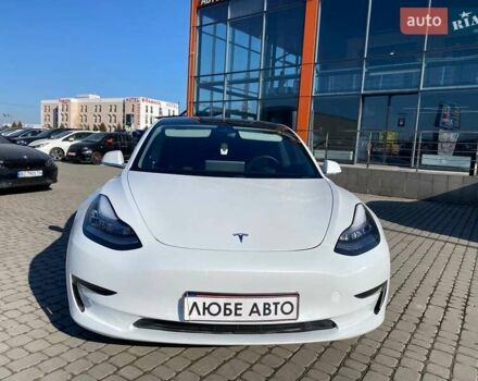 Белый Тесла Модель 3, объемом двигателя 0 л и пробегом 75 тыс. км за 15900 $, фото 1 на Automoto.ua