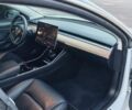 Білий Тесла Модель 3, об'ємом двигуна 0 л та пробігом 127 тис. км за 17350 $, фото 13 на Automoto.ua