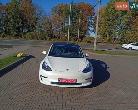 Тесла Модель 3 2020 в Луцке на Automoto.ua Белый Тесла Модель 3, объемом двигателя 0 л и пробегом 70 тыс. км за 17999 $, фото 12 на Automoto.ua