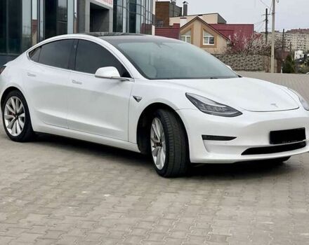Білий Тесла Модель 3, об'ємом двигуна 0 л та пробігом 77 тис. км за 16000 $, фото 6 на Automoto.ua