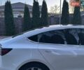 Белый Тесла Модель 3, объемом двигателя 0 л и пробегом 112 тыс. км за 15100 $, фото 5 на Automoto.ua