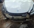 Білий Тесла Модель 3, об'ємом двигуна 0 л та пробігом 200 тис. км за 7000 $, фото 1 на Automoto.ua