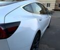 Білий Тесла Модель 3, об'ємом двигуна 0.22 л та пробігом 103 тис. км за 17350 $, фото 5 на Automoto.ua