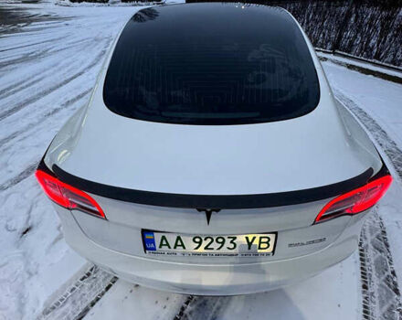 Белый Тесла Модель 3, объемом двигателя 0 л и пробегом 55 тыс. км за 33600 $, фото 18 на Automoto.ua