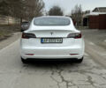 Білий Тесла Модель 3, об'ємом двигуна 0 л та пробігом 54 тис. км за 25500 $, фото 4 на Automoto.ua