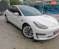 Білий Тесла Модель 3, об'ємом двигуна 0 л та пробігом 44 тис. км за 18999 $, фото 1 на Automoto.ua