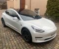Белый Тесла Модель 3, объемом двигателя 0 л и пробегом 60 тыс. км за 16999 $, фото 2 на Automoto.ua
