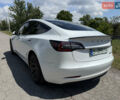 Тесла Модель 3 2020 у Кременчуге на Automoto.ua Білий Тесла Модель 3, об'ємом двигуна 0 л та пробігом 80 тис. км за 18000 $, фото 2 на Automoto.ua