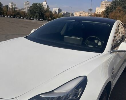 Белый Тесла Модель 3, объемом двигателя 0 л и пробегом 83 тыс. км за 21000 $, фото 12 на Automoto.ua