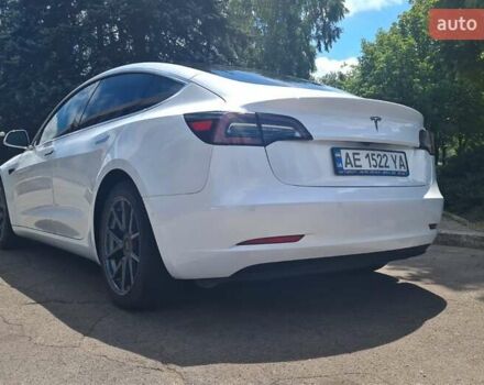 Белый Тесла Модель 3, объемом двигателя 0 л и пробегом 56 тыс. км за 16250 $, фото 1 на Automoto.ua