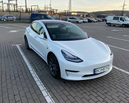Белый Тесла Модель 3, объемом двигателя 0 л и пробегом 101 тыс. км за 19400 $, фото 3 на Automoto.ua