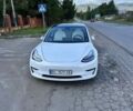 Білий Тесла Модель 3, об'ємом двигуна 0 л та пробігом 117 тис. км за 19900 $, фото 4 на Automoto.ua