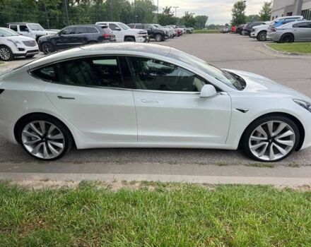 Белый Тесла Модель 3, объемом двигателя 0 л и пробегом 38 тыс. км за 11200 $, фото 5 на Automoto.ua