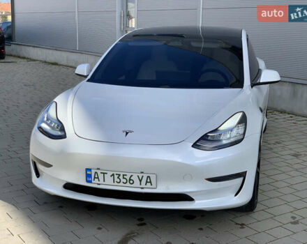 Тесла Модель 3 2020 у Івано-Франківську на Automoto.ua Білий Тесла Модель 3, об'ємом двигуна 0 л та пробігом 145 тис. км за 14850 $, фото 31 на Automoto.ua