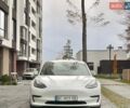 Белый Тесла Модель 3, объемом двигателя 0 л и пробегом 88 тыс. км за 15500 $, фото 1 на Automoto.ua