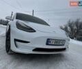 Белый Тесла Модель 3, объемом двигателя 0 л и пробегом 77 тыс. км за 18500 $, фото 1 на Automoto.ua