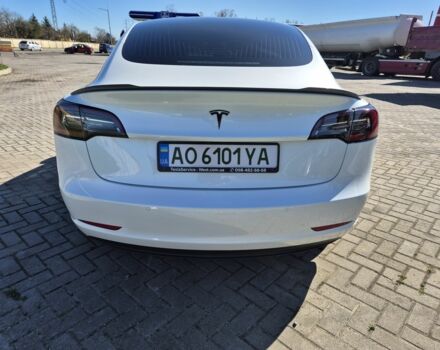 Белый Тесла Модель 3, объемом двигателя 0 л и пробегом 156 тыс. км за 18499 $, фото 5 на Automoto.ua