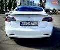 Белый Тесла Модель 3, объемом двигателя 0 л и пробегом 171 тыс. км за 19999 $, фото 4 на Automoto.ua