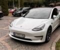 Белый Тесла Модель 3, объемом двигателя 0 л и пробегом 130 тыс. км за 17800 $, фото 1 на Automoto.ua