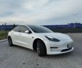 Білий Тесла Модель 3, об'ємом двигуна 0 л та пробігом 152 тис. км за 16500 $, фото 3 на Automoto.ua