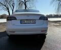 Белый Тесла Модель 3, объемом двигателя 0 л и пробегом 82 тыс. км за 16500 $, фото 4 на Automoto.ua
