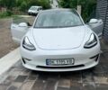 Белый Тесла Модель 3, объемом двигателя 0 л и пробегом 110 тыс. км за 17500 $, фото 1 на Automoto.ua