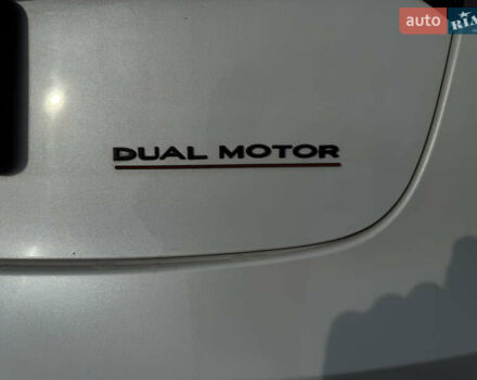 Білий Тесла Модель 3, об'ємом двигуна 0 л та пробігом 73 тис. км за 23850 $, фото 13 на Automoto.ua