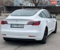 Білий Тесла Модель 3, об'ємом двигуна 0 л та пробігом 47 тис. км за 18500 $, фото 6 на Automoto.ua