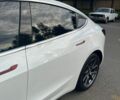 Білий Тесла Модель 3, об'ємом двигуна 0 л та пробігом 59 тис. км за 17500 $, фото 25 на Automoto.ua