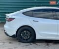 Белый Тесла Модель 3, объемом двигателя 0 л и пробегом 90 тыс. км за 18999 $, фото 24 на Automoto.ua