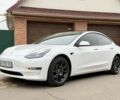 Белый Тесла Модель 3, объемом двигателя 0 л и пробегом 69 тыс. км за 17000 $, фото 1 на Automoto.ua